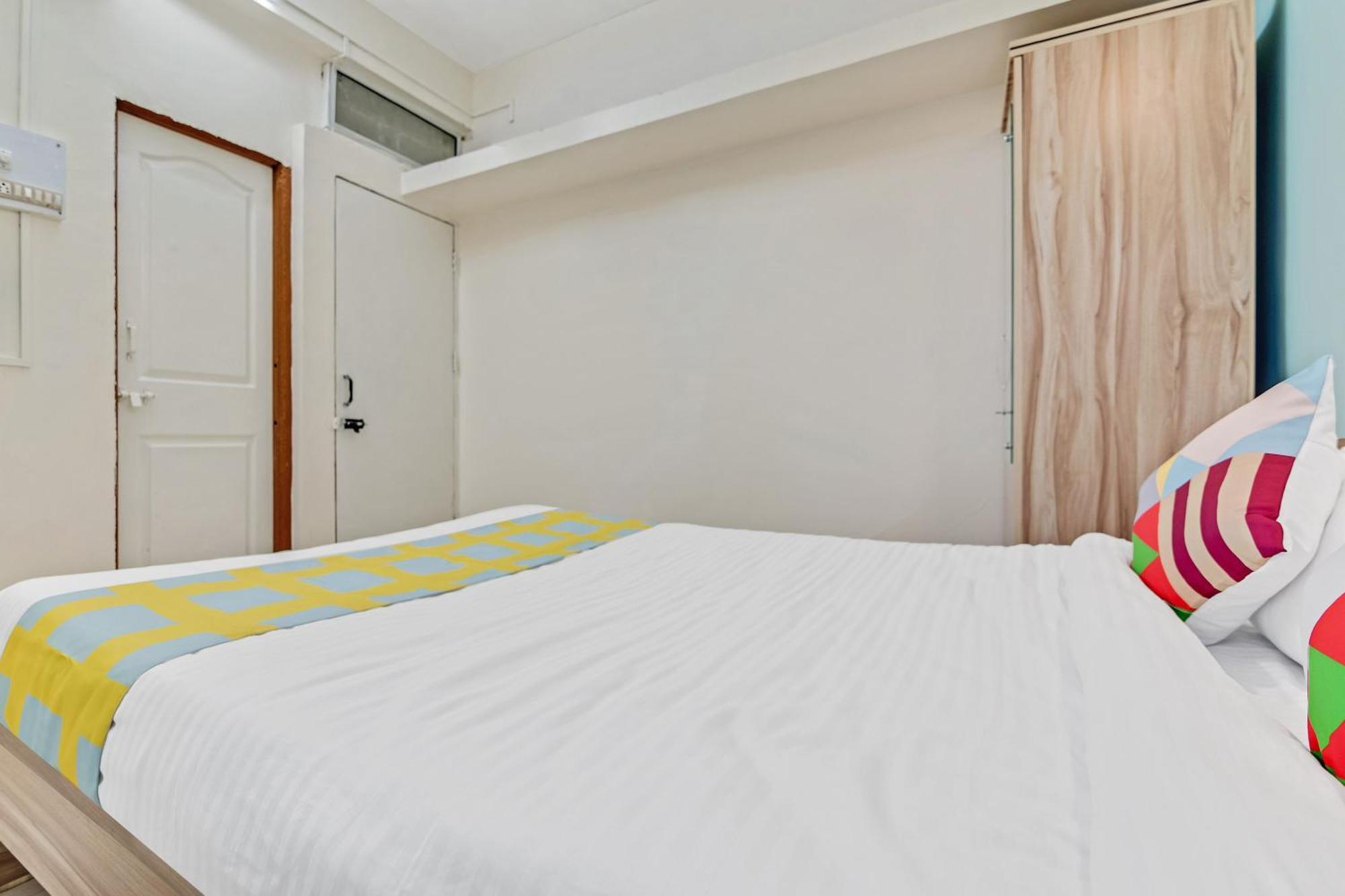 Super Hotel O Saraswati Niwas Vadgaon Budruk Pune Exterior photo